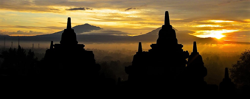 Zonsopgang bij de Borobudur Tempel, Java privé rondreis met gids en chauffeur - Java