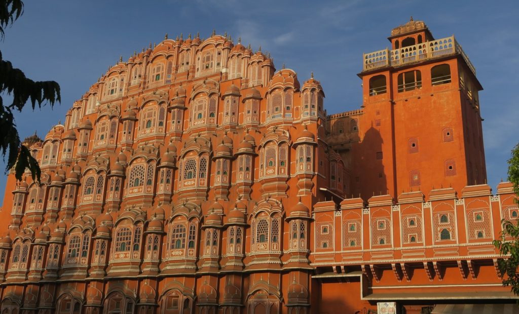 Paleis-der-Winden-Maha-Mahal-in-Jaipur