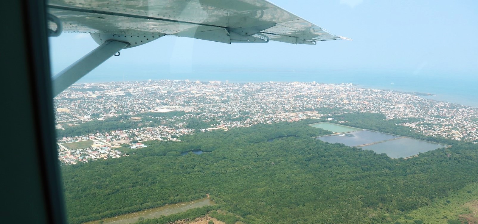 tropic air voor binnenlandse vluchten in Belize